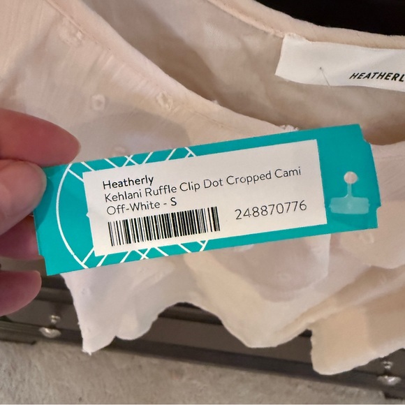 [Heatherly] cami - Picture 3 of 7